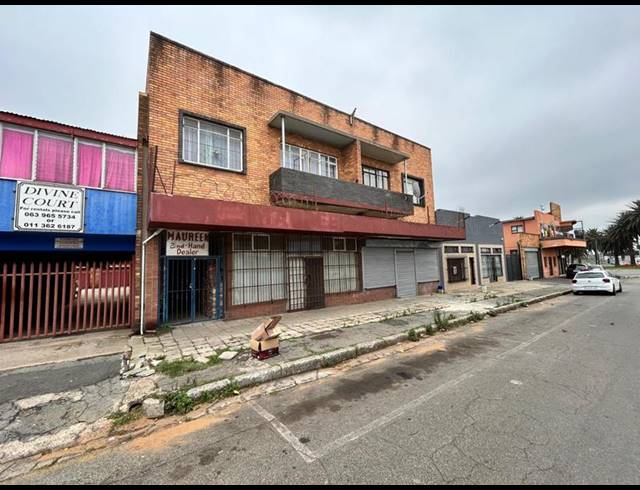 BUSINESS FOR SALE IN SPRINGS CENTRAL